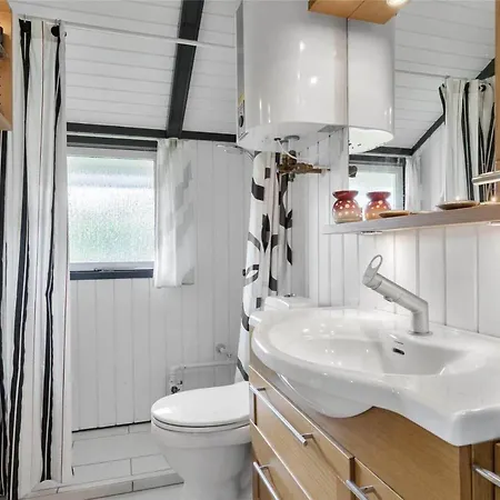 40535-juelsminde-pot-strandby-27 * Sonderby (Midtjylland)